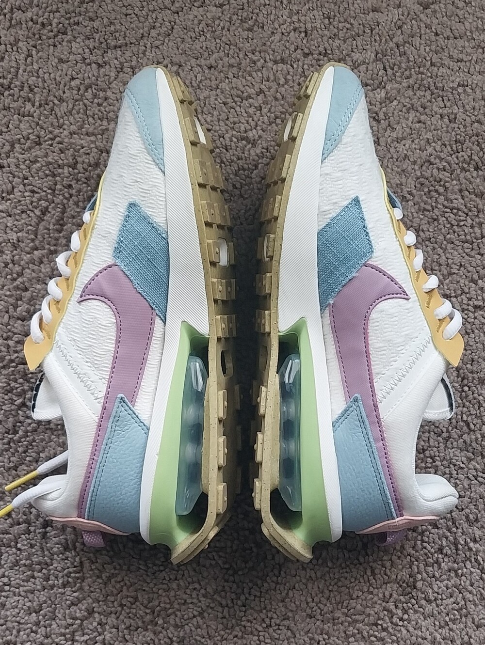 Nike Air Max Pre-Day SE Nike Sun Club Sail Multicolor Women's 7 - Picture 2 of 7